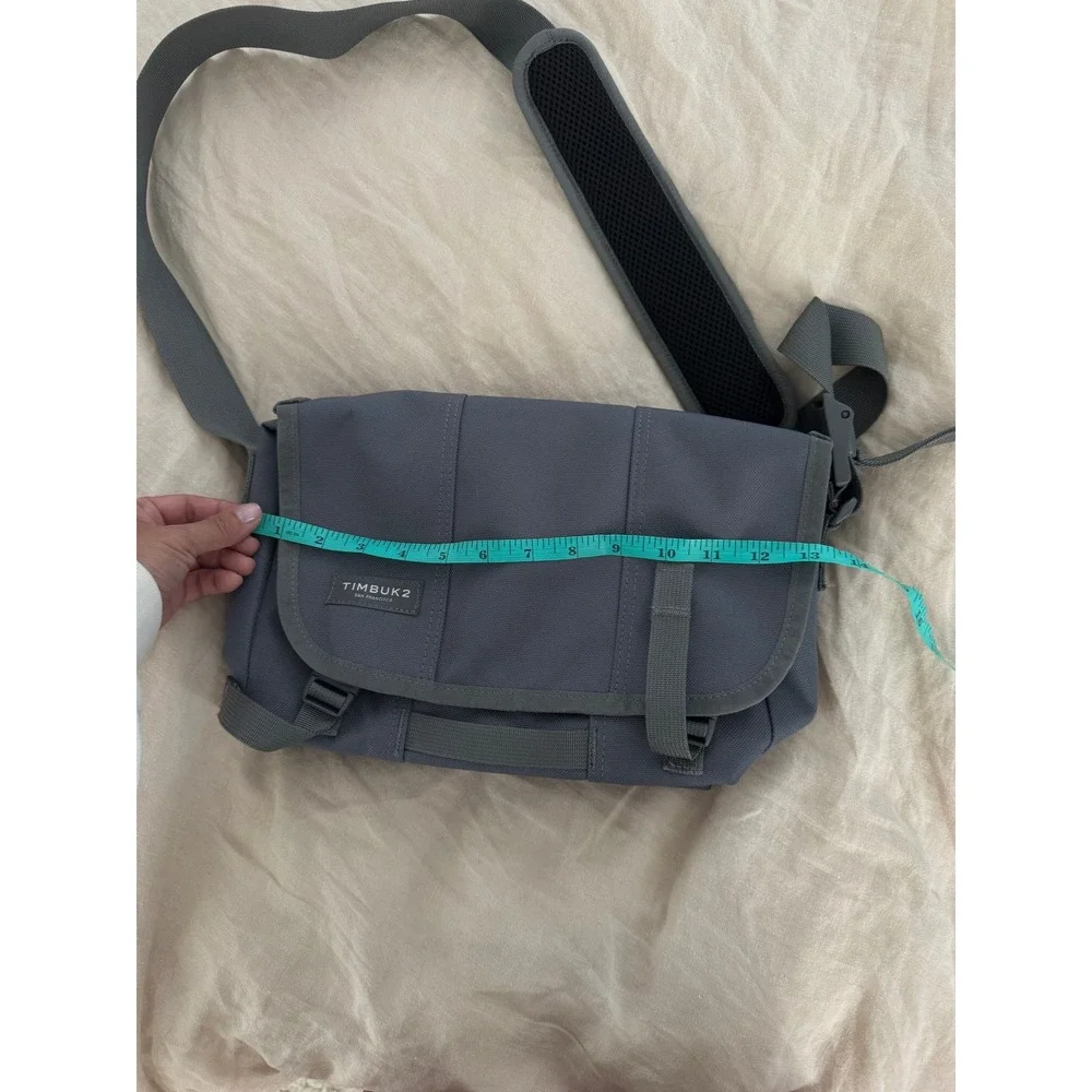 Timbuk2 Classic Messenger Bag Gray Ballistic Nylon Crossbody Small Commuter Bag